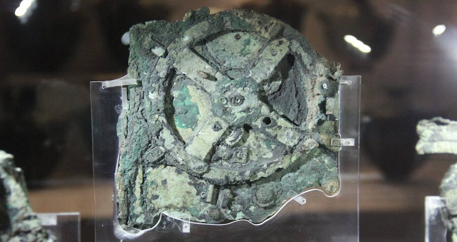 Misteri Antikythera Mechanism: Komputer Tertua di Dunia
